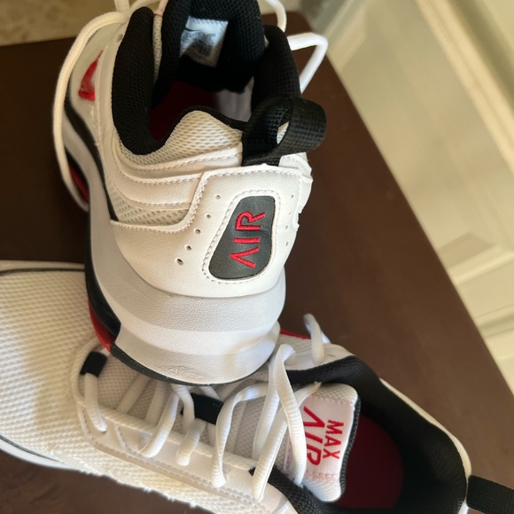 Young mens Nike Air Max Size 8 - Picture 2 of 3